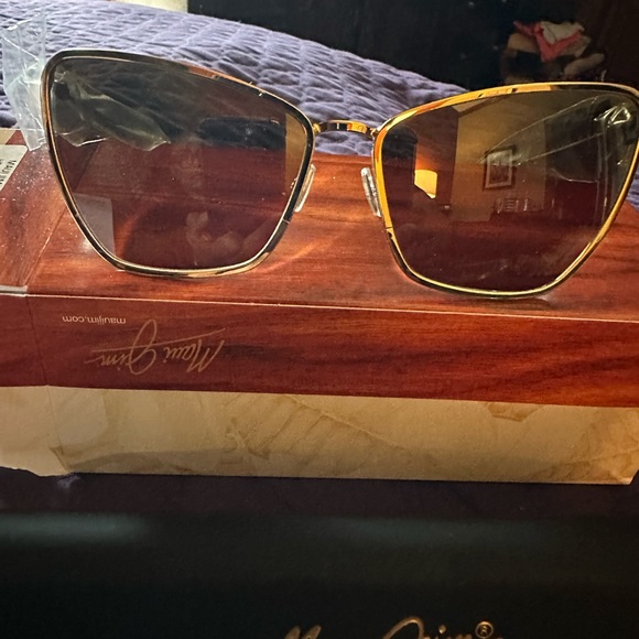Maui Jim new closed box - Picture 4 of 5